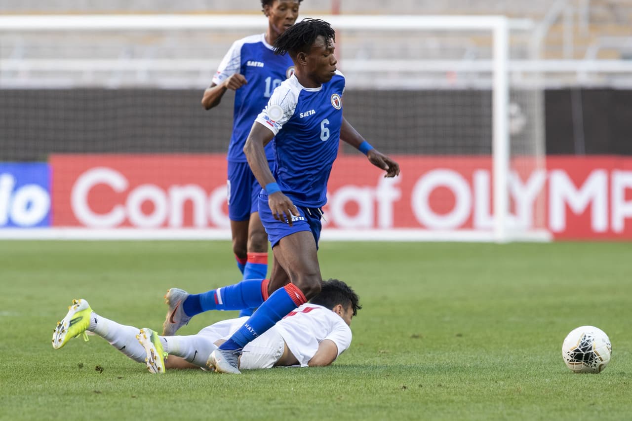 La pólvora de los canadienses y los haitianos se queda em casa y terminan empatando con un horrible 0-0.