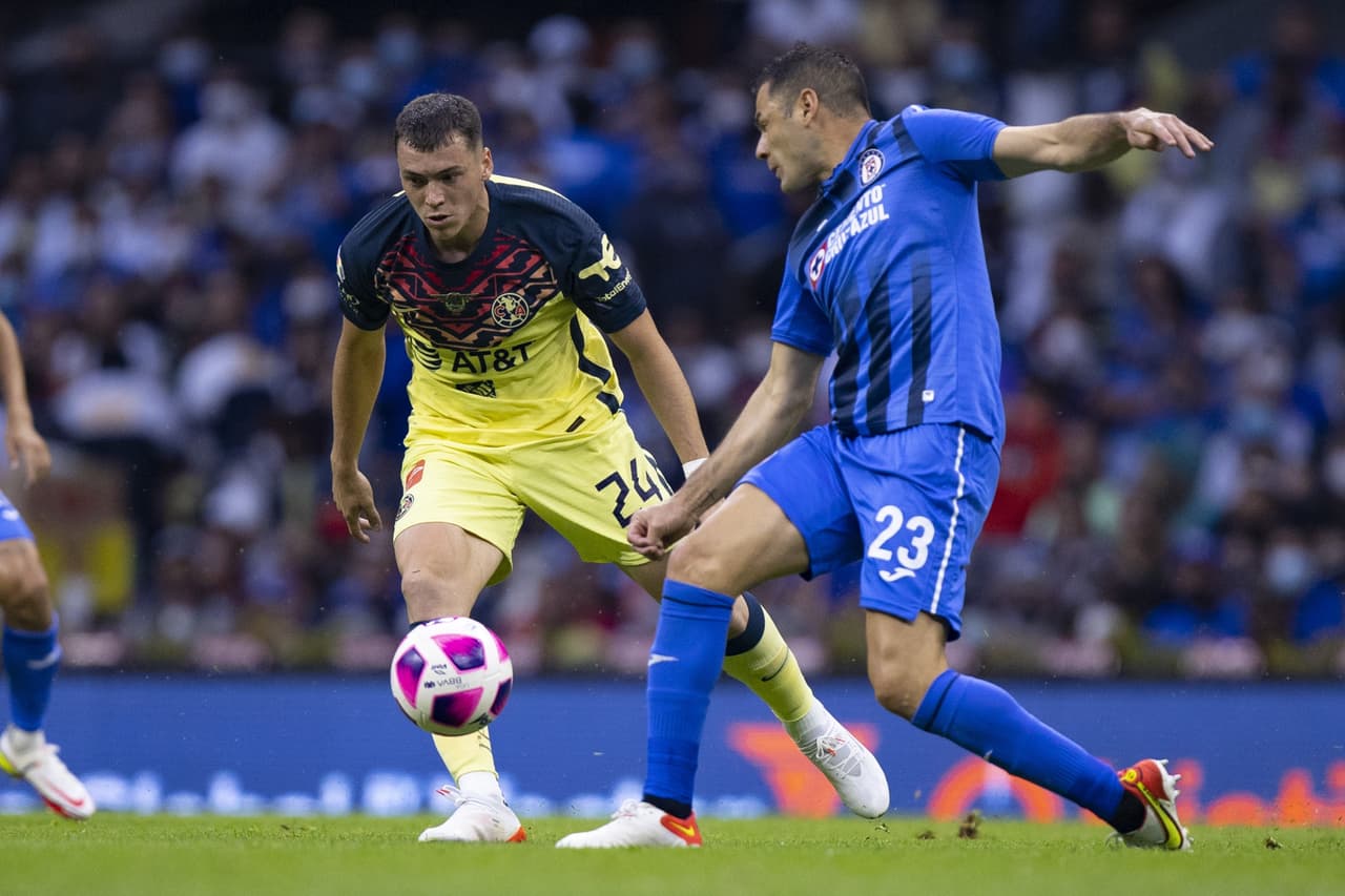 Cruz Azul y América vivieron un partido parejo en la cancha del Estadio Azteca donde las emociones no se hicieron esperar.