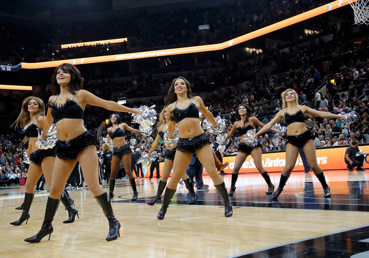 Spurs, primer conjunto de la NBA en desmantelar su equipo de porristas