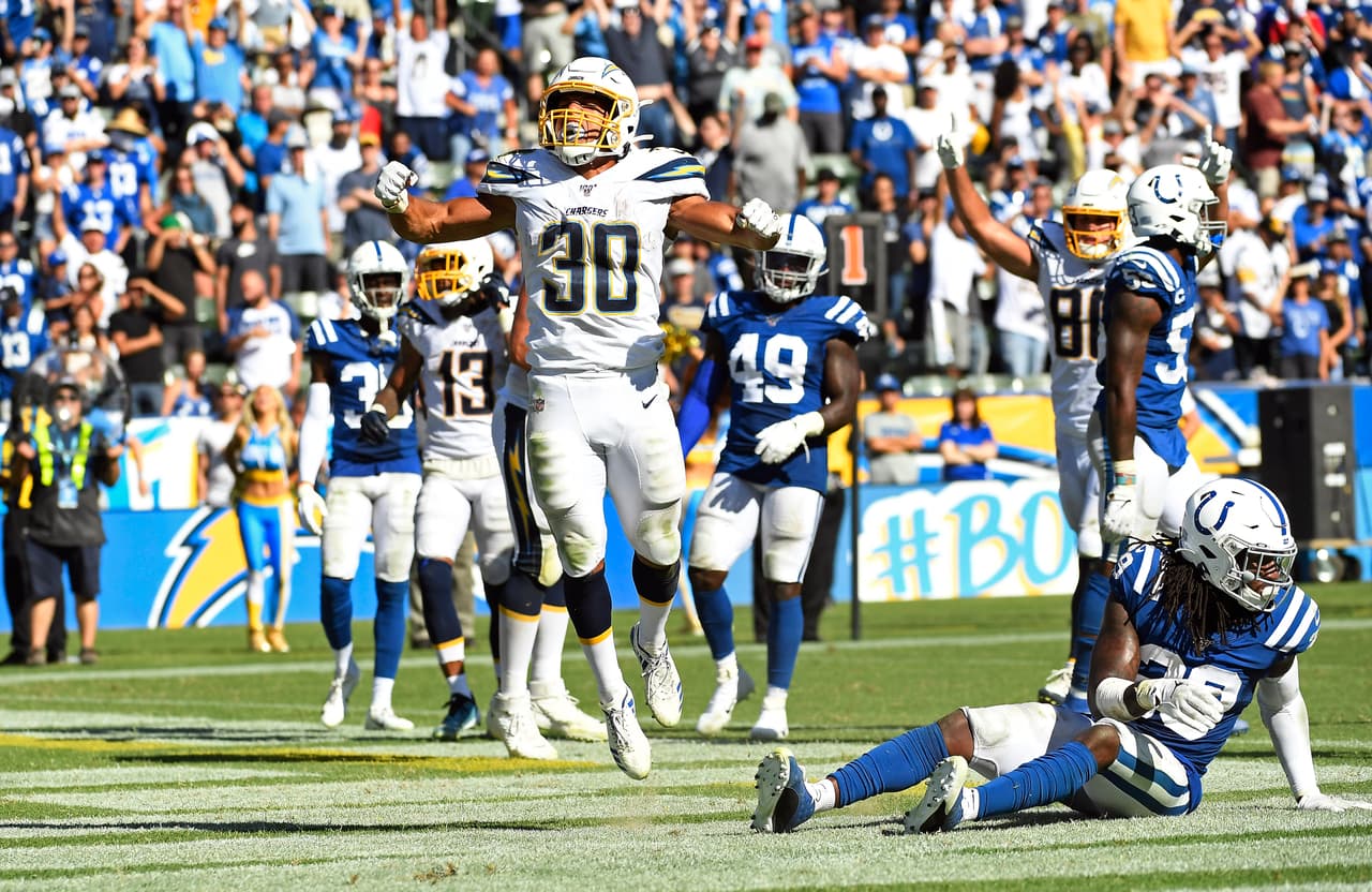 Los Angeles Chargers 
<b>30-24</b> Indianapolis Colts (Tiempo extra)