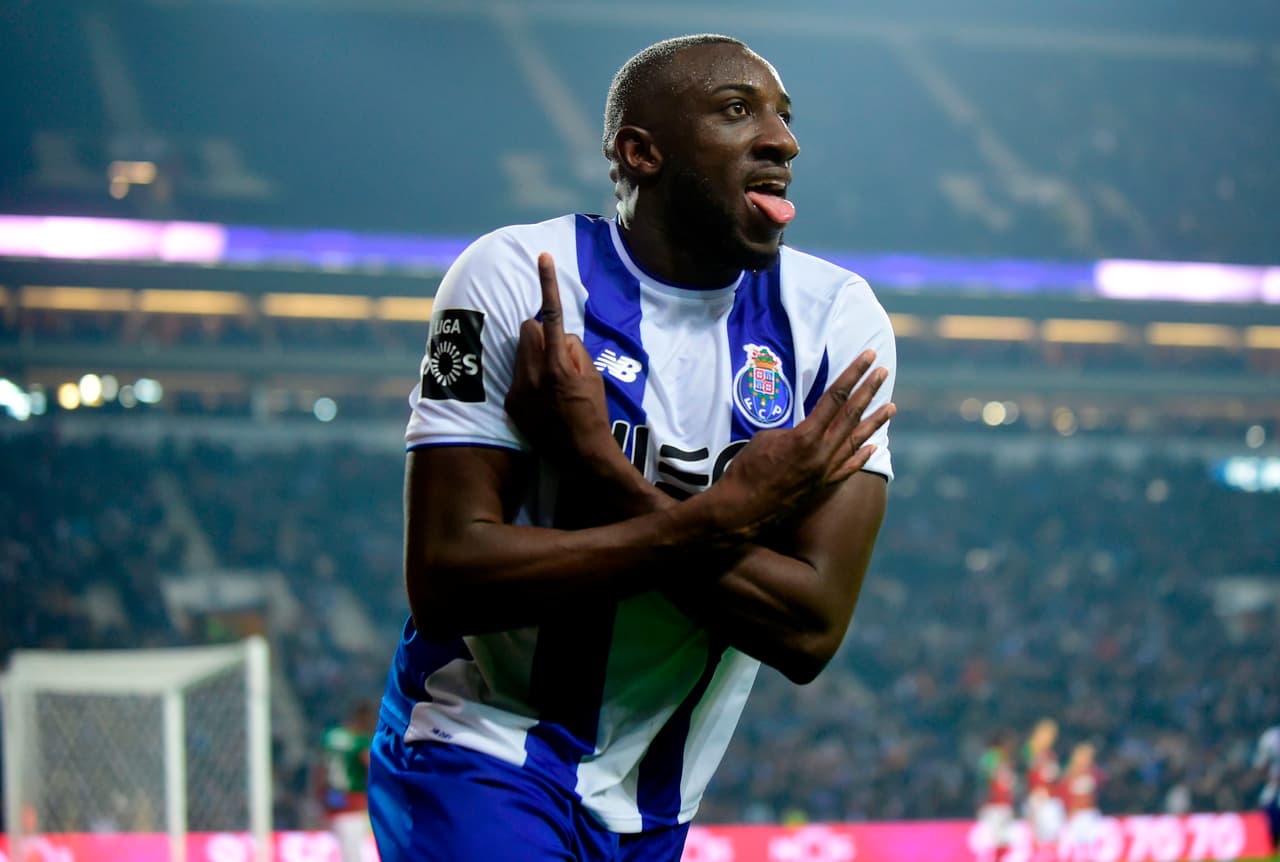 Justo en el minuto en el que acabó la primera mitad, Marega se encargó de poner el 2-1 para el Porto.