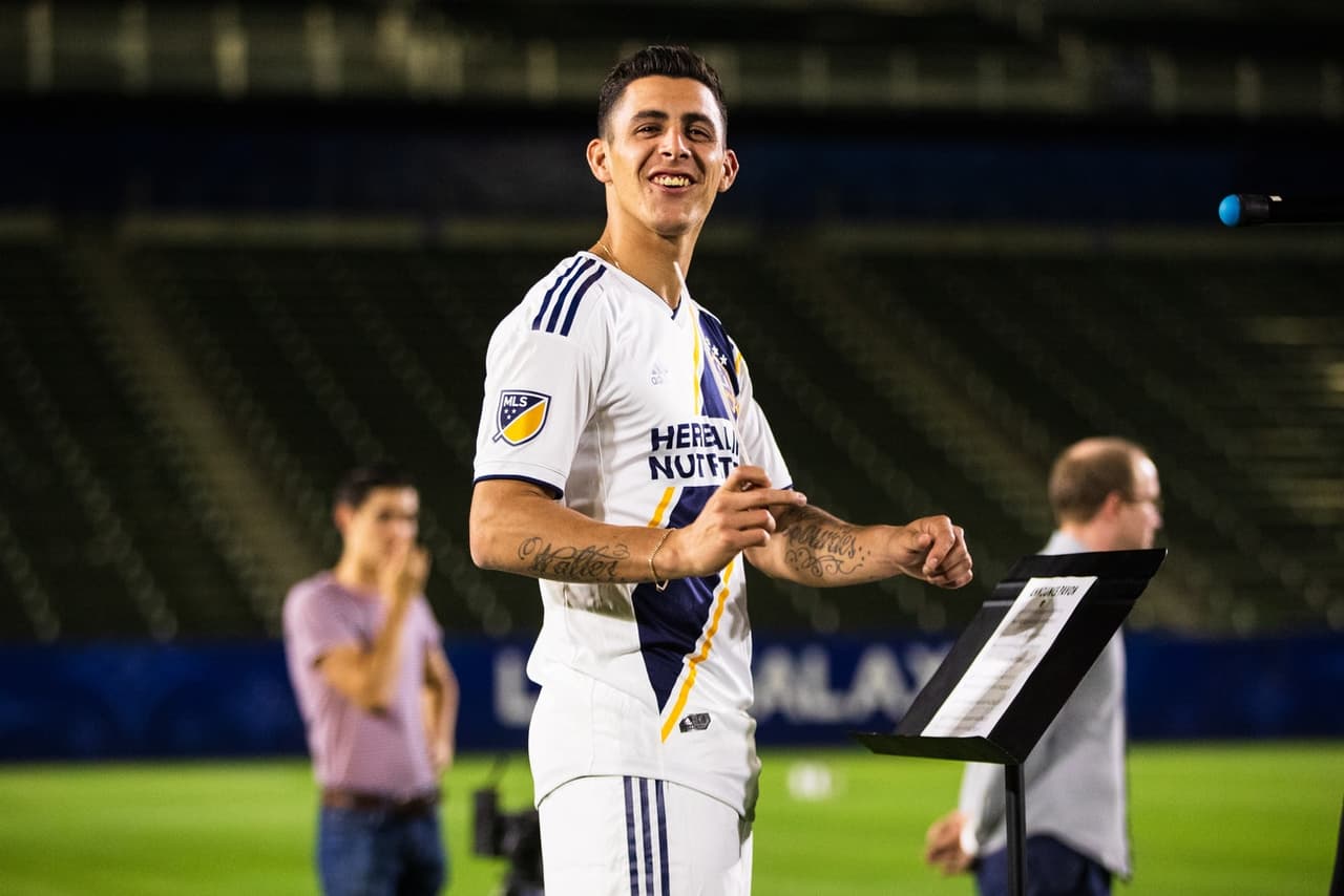 OFICIAL: Cristian Pavón es el nuevo 10 de LA Galaxy