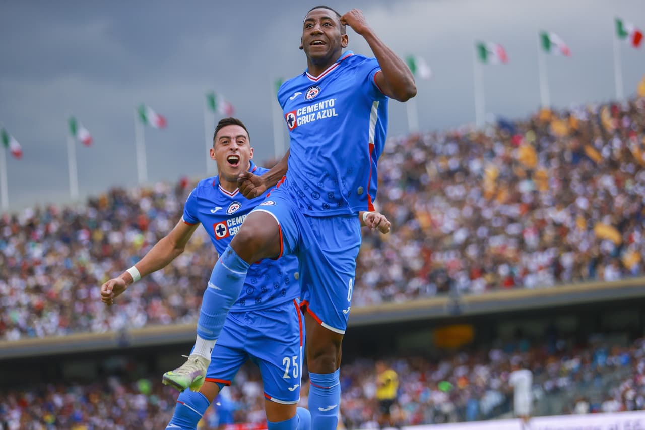 Cruz Azul ganó en Ciudad Universitaria a dejó a Pumas al borde de la eliminación en el Apertura 2022.