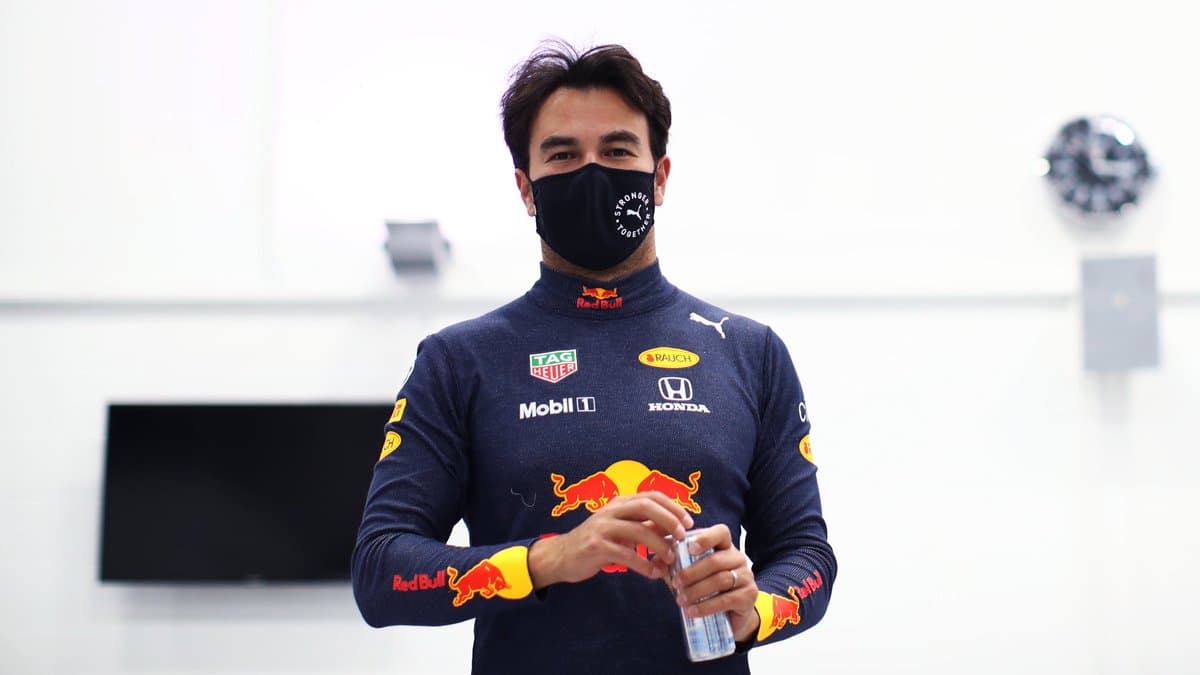 Checo Pérez asegura tener talento para competir con Verstappen