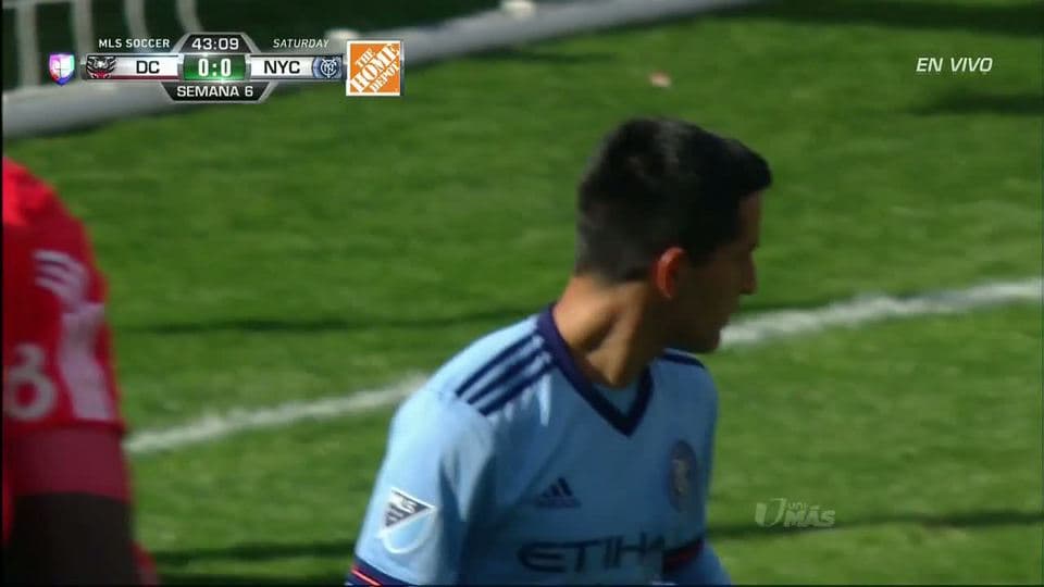 Pase de David Villa,que marca el gol