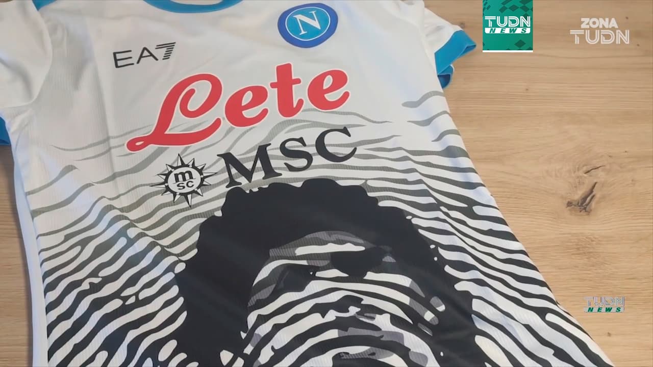 Napoli ya no puede usar la imagen de Diego Maradona en sus camisetas