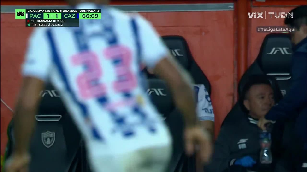 ¡Idrissi hace berrinche por salir de cambio!