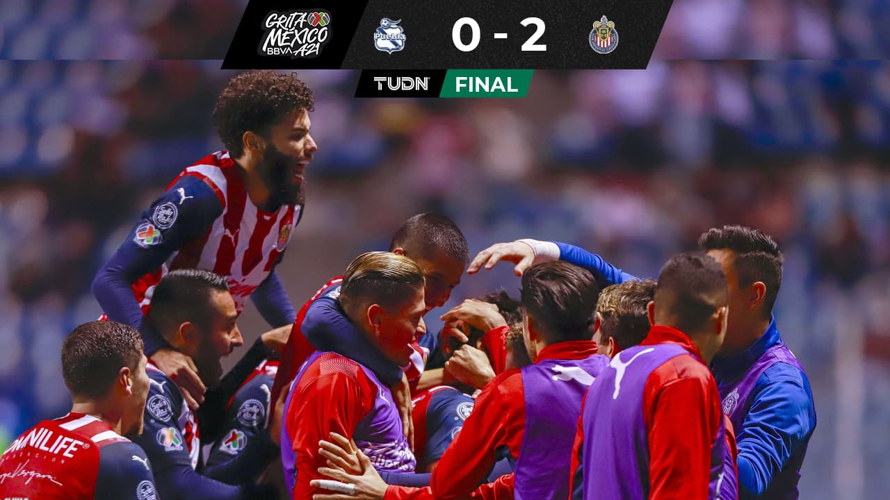 Chivas vence al Puebla con los cambios de Vucetich