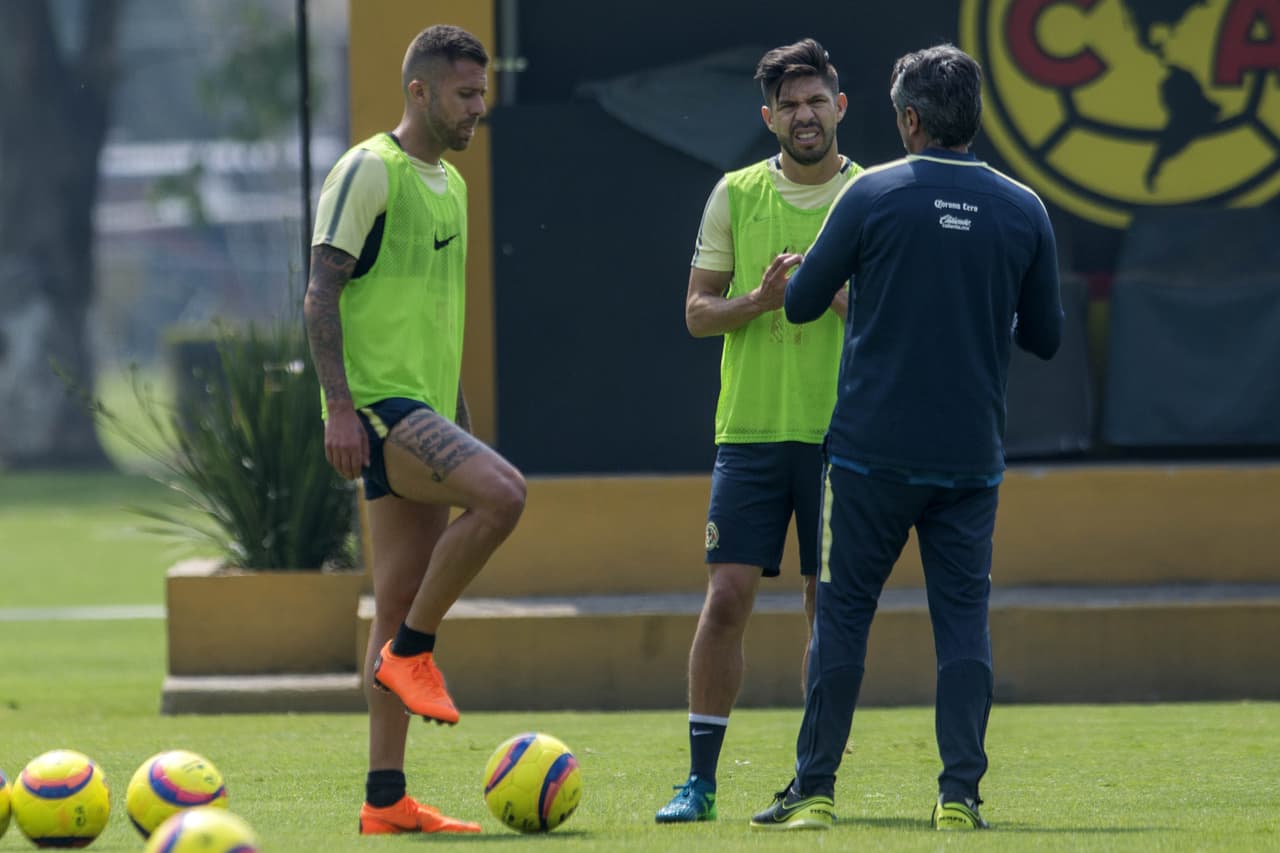 América enfrentará a Pumas en cuartos de final de la Liguilla del Clausura 2018, Clásico Capitalino en el que será visitante. Por eso se prepara en medio de un ambiente de confianza y precaución.