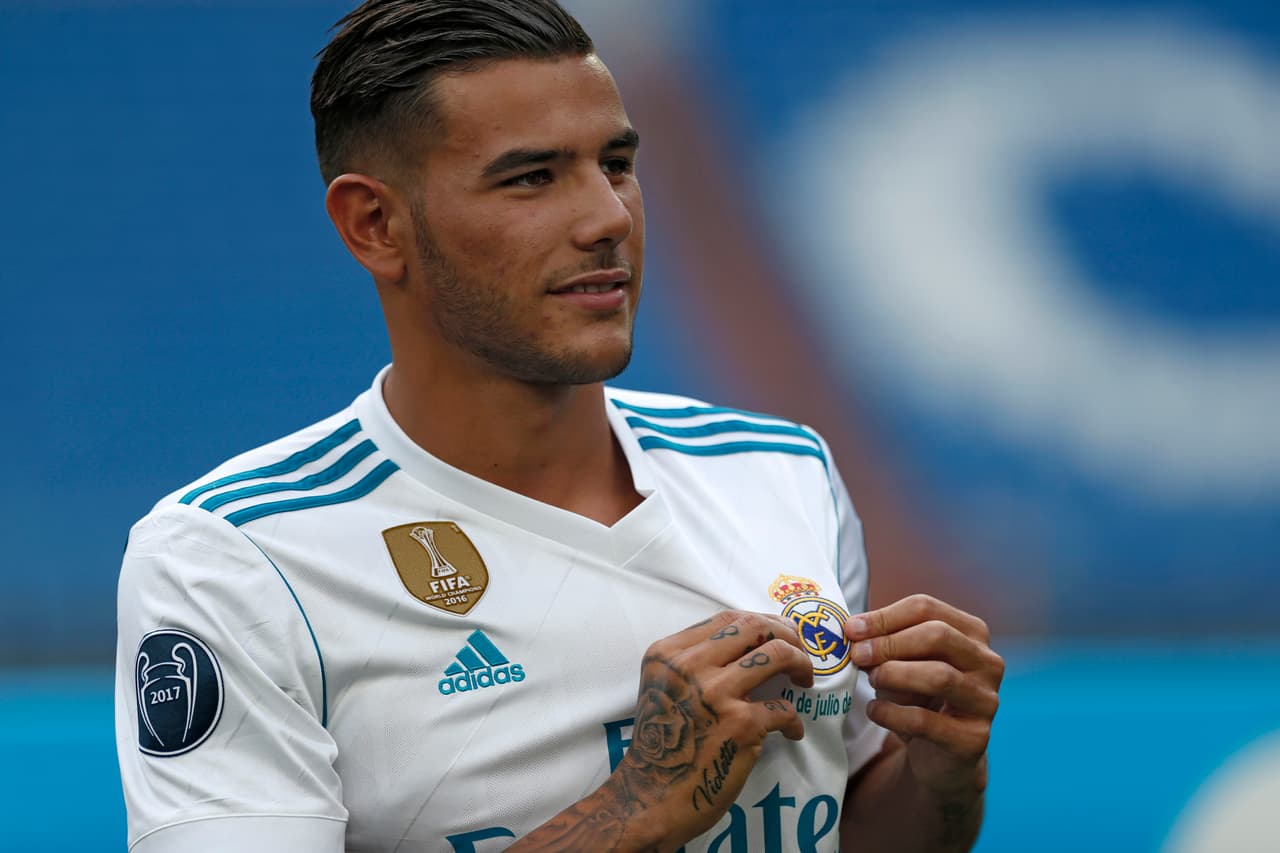 "Muchas gracias a la afición por el recibimiento que me han dado", aseguró el francés que ha estado en la mayoría de procesos de inferiores con su país.