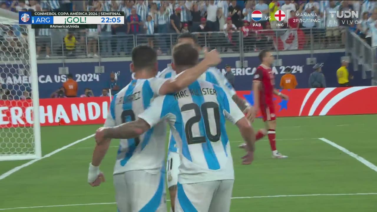 ¡Gol de Argentina! Álvarez recibe de lujo y define el 1-0 ante Crépeau