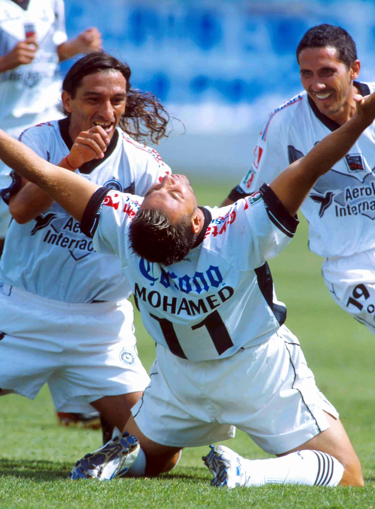 Para el Apertura 2002, el Celaya cambió de dueño, pues fue adquirido por un empresario morelense del ramo aeronaútico.