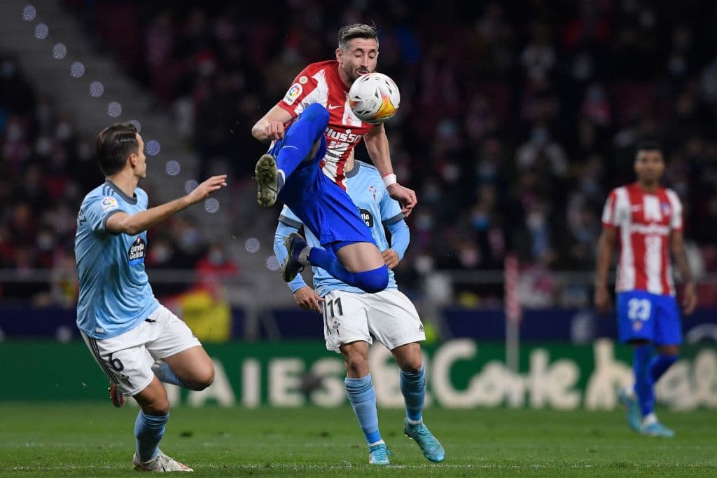 Renan Lodi se pone la casaca de goleador y le da la victoria al atlético de Madrid 2-0 sobre el Celta de Vigo.