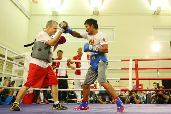 Manny Pacquiao entrena