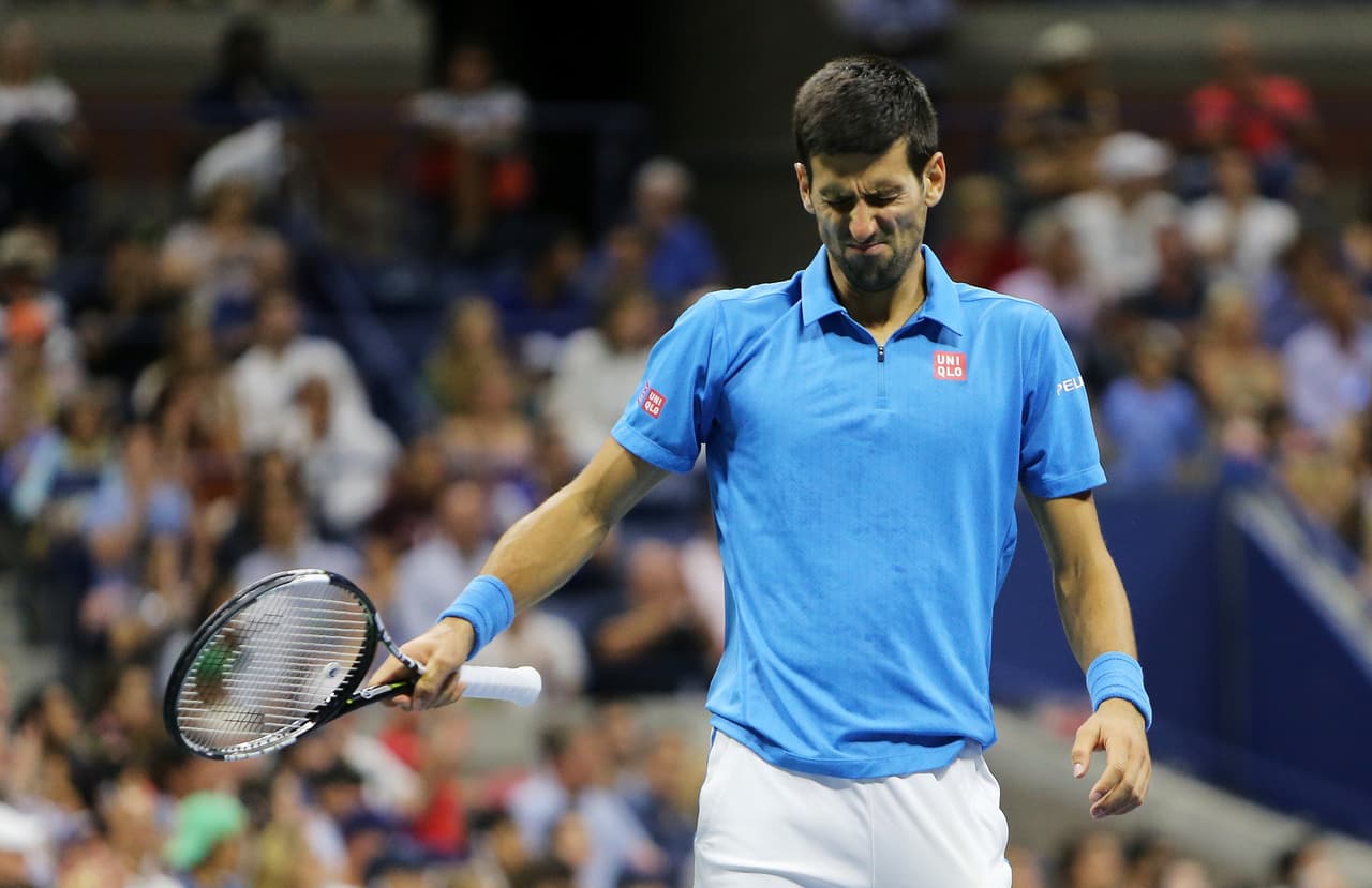 Mientras Roger Federer parece recuperar su grandeza tenística, (pues ganó el título en Melbourne y los Masters de Miami y de Indian Wells), Novak Djokovic no encuentra la brújula. ¿La encontrará?