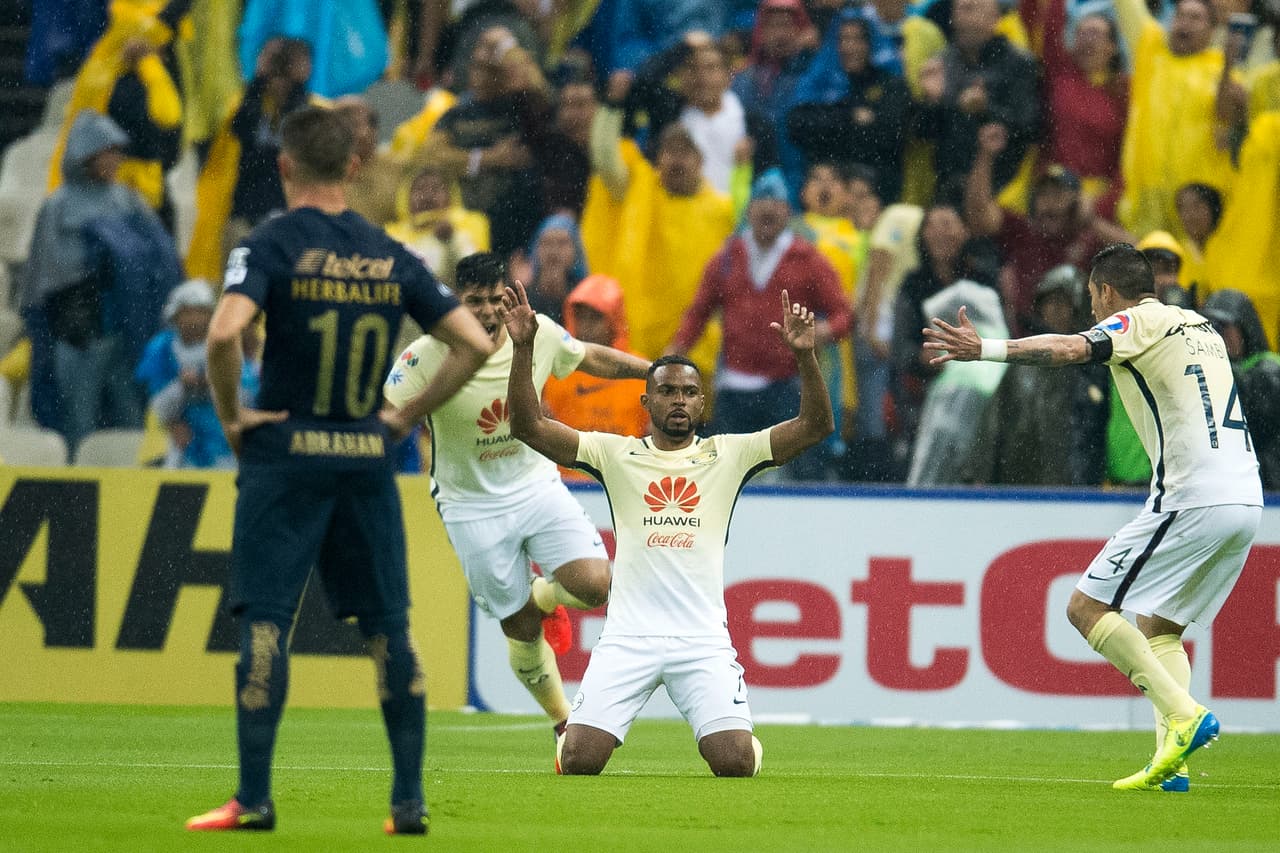 Primer gran triunfo 'Bigotón' del América, venció 2-1 a Pumas