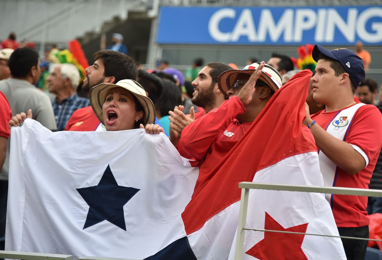Fanáticos de la selección de Panamá.