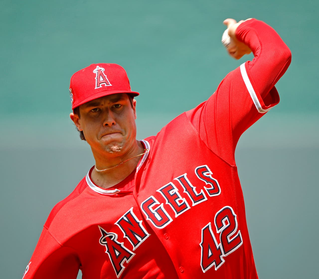 Skaggs era “una parte importante de la Familia de los Angels”, informó el club en un comunicado. “Enviamos nuestras reflexiones y plegarias a su esposa Carli y a toda su familia durante este momento devastador”.