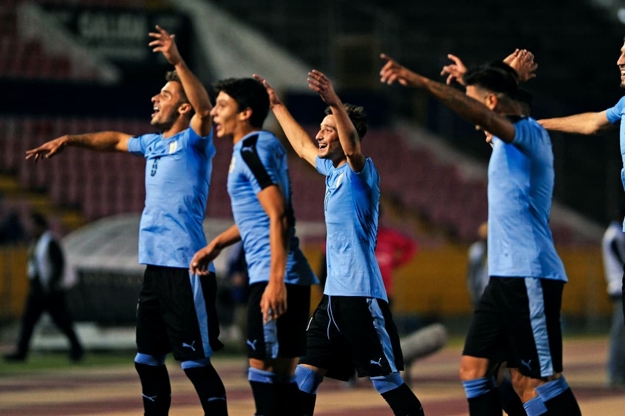 En el Grupo D las emociones parece que estarán dadas por Uruguay, campeón de Sudamérica, e Italia, subcampeón de Europa.