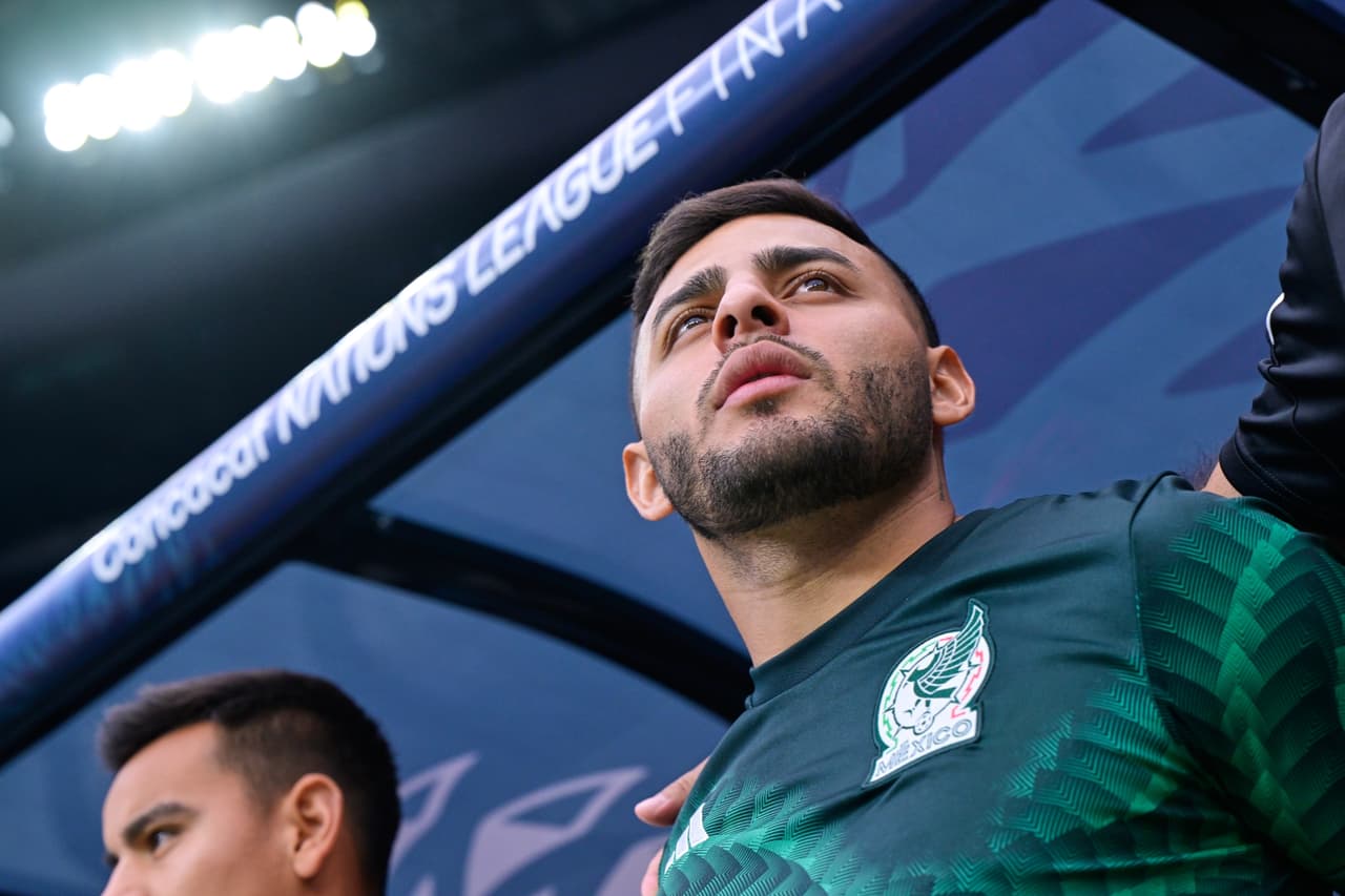 Alexis Vega quedó fuera de la Copa Oro 2023 debido a una lesión, incluso se perdió el inicio de la Liga MX con Chivas.