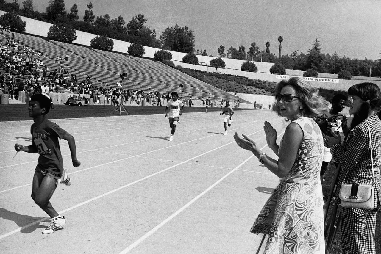Estos juegos, son un descendiente directo del primer evento organizado en el verano de 1968, por la fundadora de las Olimpiadas Especiales, Eunice Kennedy Shriver, quien buscaba fomentar nuevas oportunidades de aceptación e inclusión para las personas con discapacidad intelectual.
