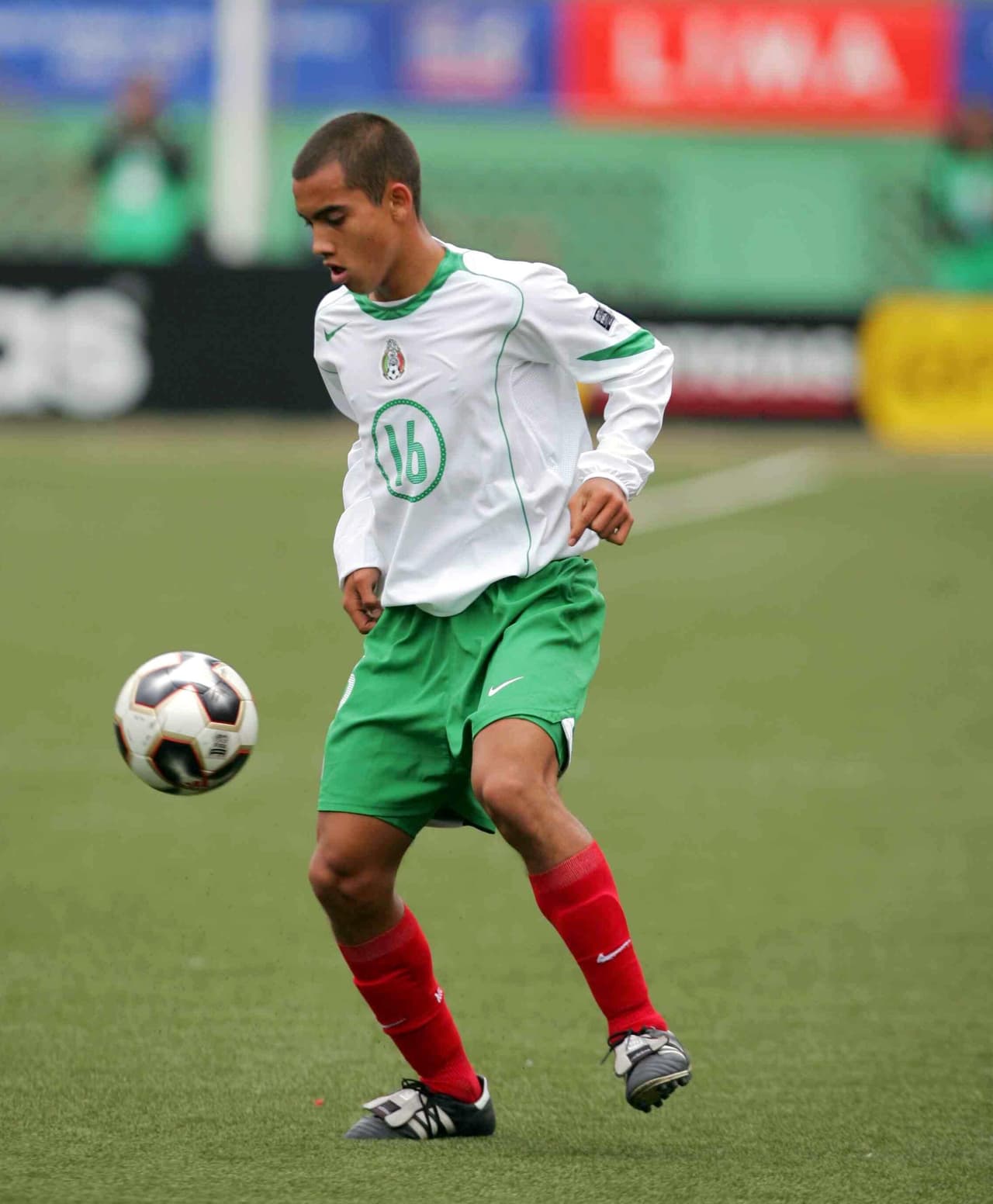 Adrián Aldrete - Lateral Izquierdo.