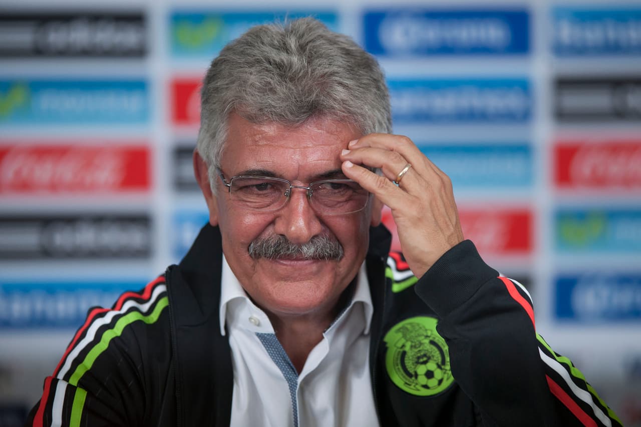 Ricardo 'Tuca' dio esbozo de primera alineación con el Tri