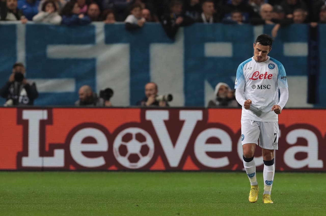 El Napoli venció 1-2 al Atalanta en la Jornada 13 de la Serie A con Hirving 'Chucky' Lozano como titular por 63 minutos antes del Mundial de Qatar 2022.