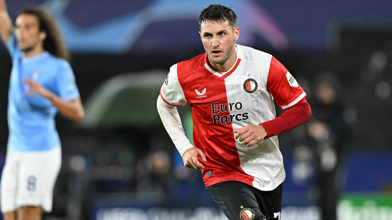 Santi, primero con doblete en debut de Champions y va a selecta lista