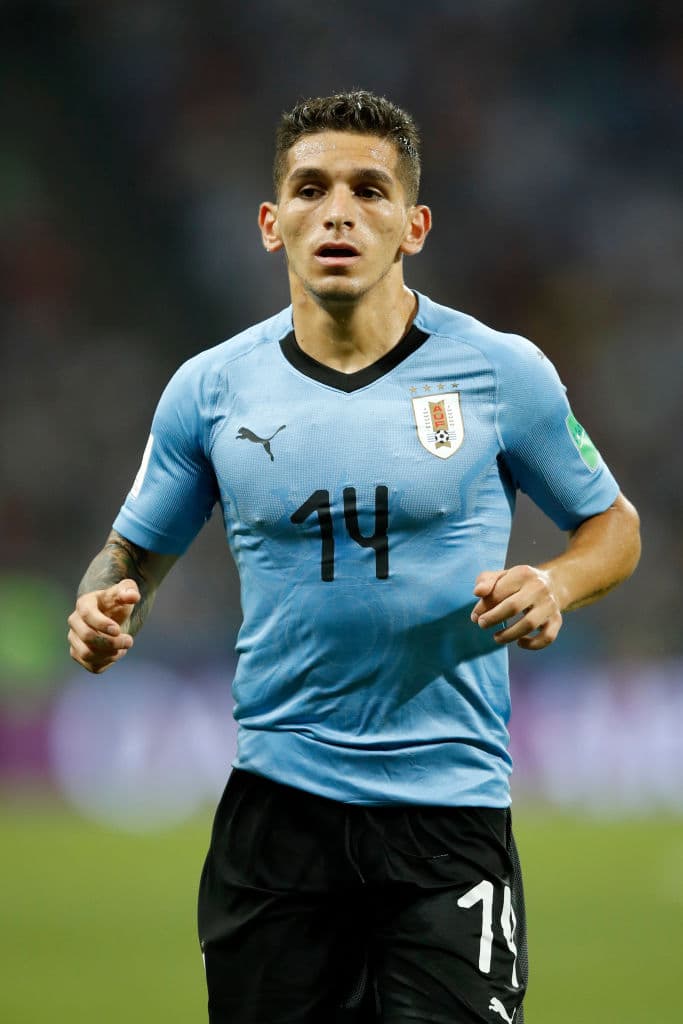 Lucas Torreira (mediocampista), 22 años. Otro de los representantes de la nueva generación uruguaya, recientemente contratado por el Arsenal inglés, destacado en la marca.