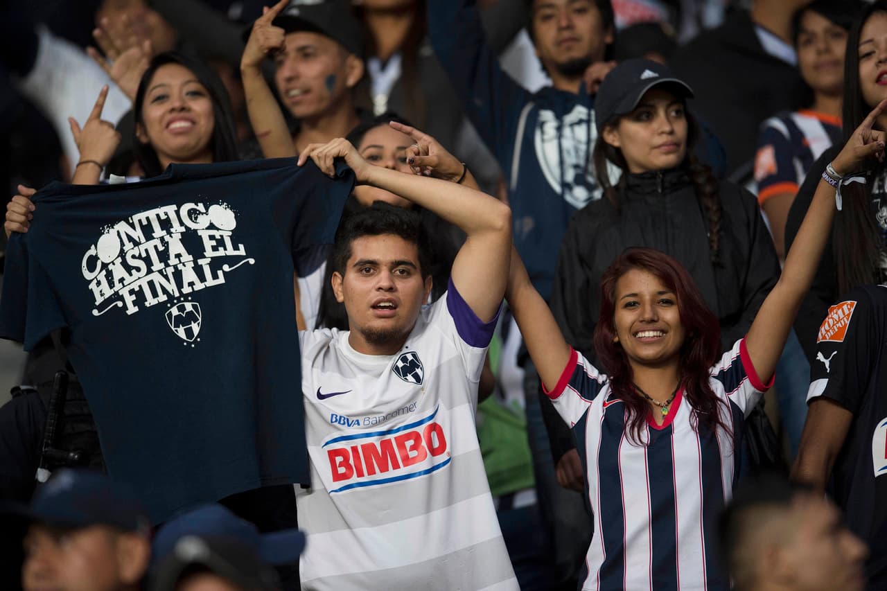 Así se vivió el colorido de la afición en la Final del C2016 con los seguidores a lo largo de los estadios.