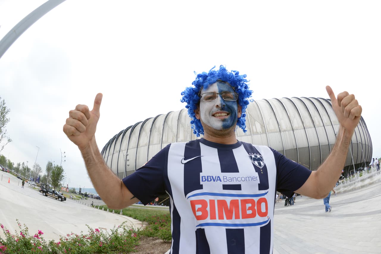 Así se vivió el colorido de la afición en la Final del C2016 con los seguidores a lo largo de los estadios.
