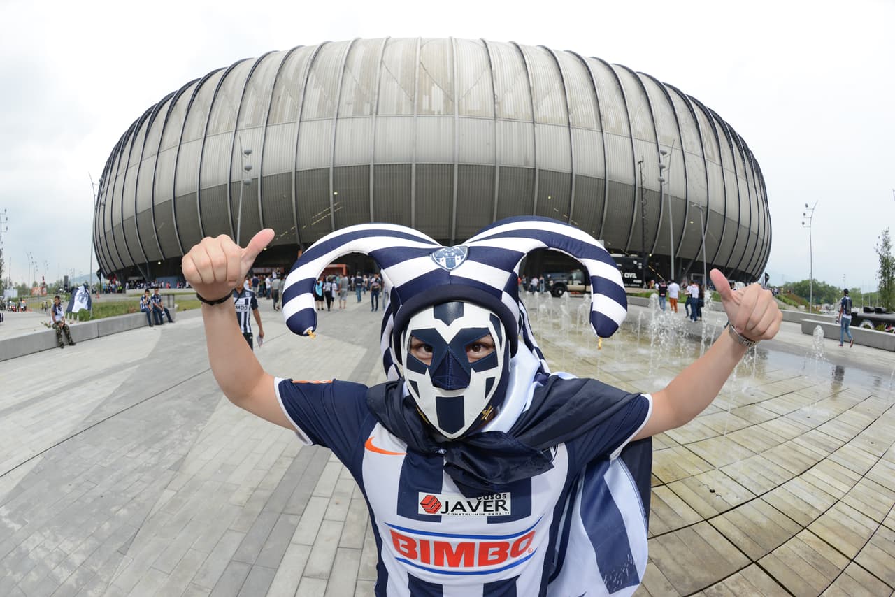 Así se vivió el colorido de la afición en la Final del C2016 con los seguidores a lo largo de los estadios.