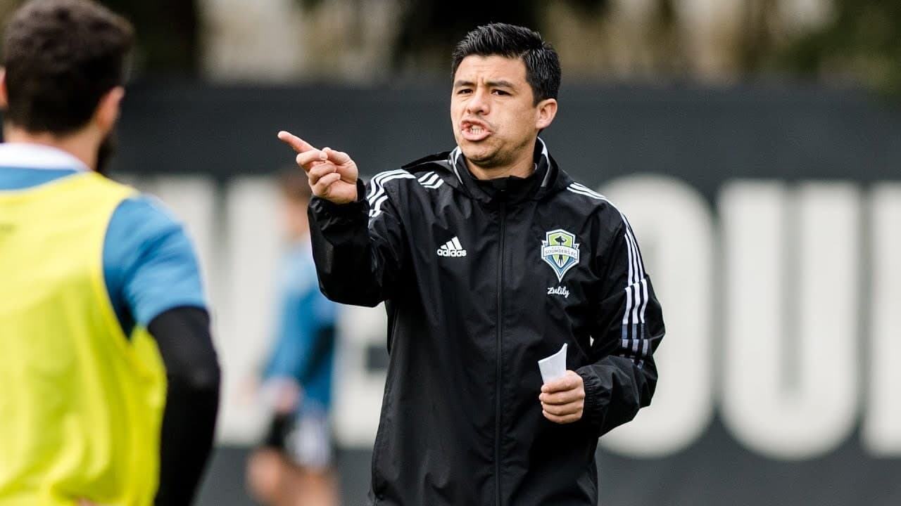 Gonzalo Pineda en un entrenamiento con Seattle Sounders.