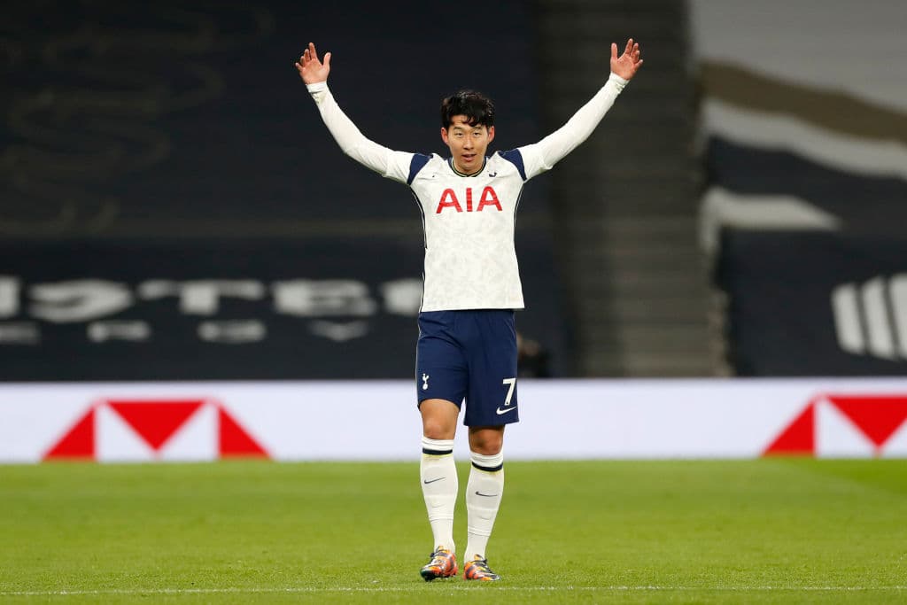 Tottenham derrota en casa al Arsenal 2-0. Durante la jornada 11, Son Heung-Min (13) y Harry Kane (45+1) se encargaron de darle la victoria a su equipo en la fecha dominical de la Premier League.
