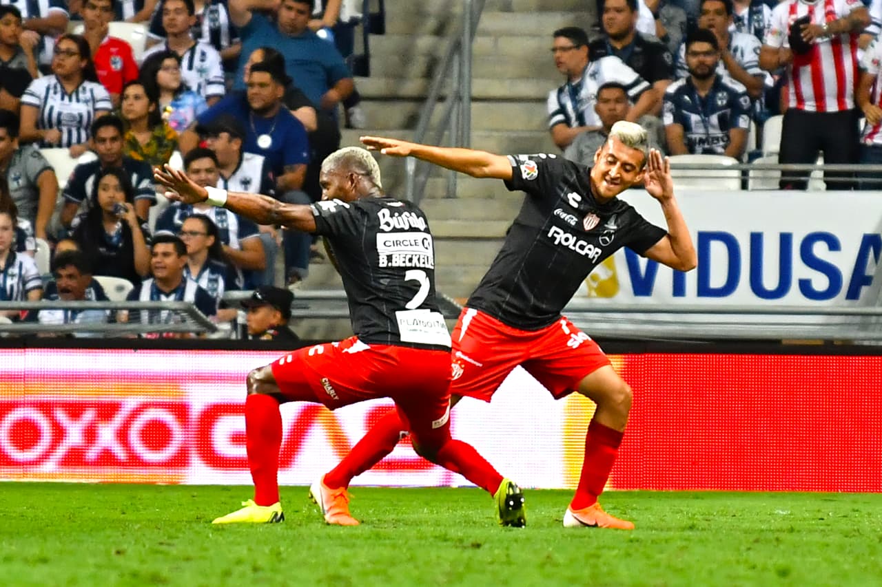 Daniel Álvarez encontró la llave y empató el partido al minuto 61 del complemento.