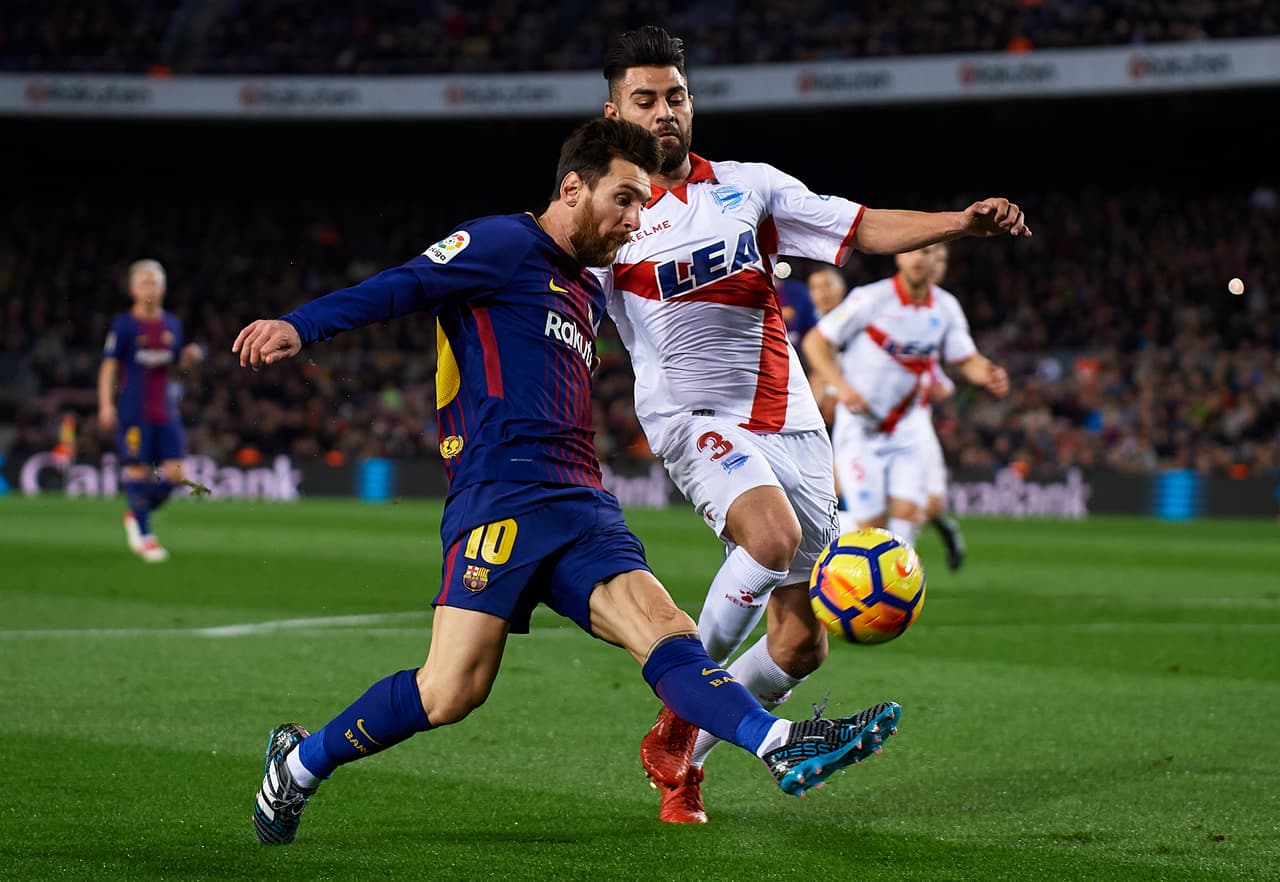 Fue un encuentro mucho más parejo de lo que se podía esperar. Alavés vendió cara la derrota en el Camp Nou.