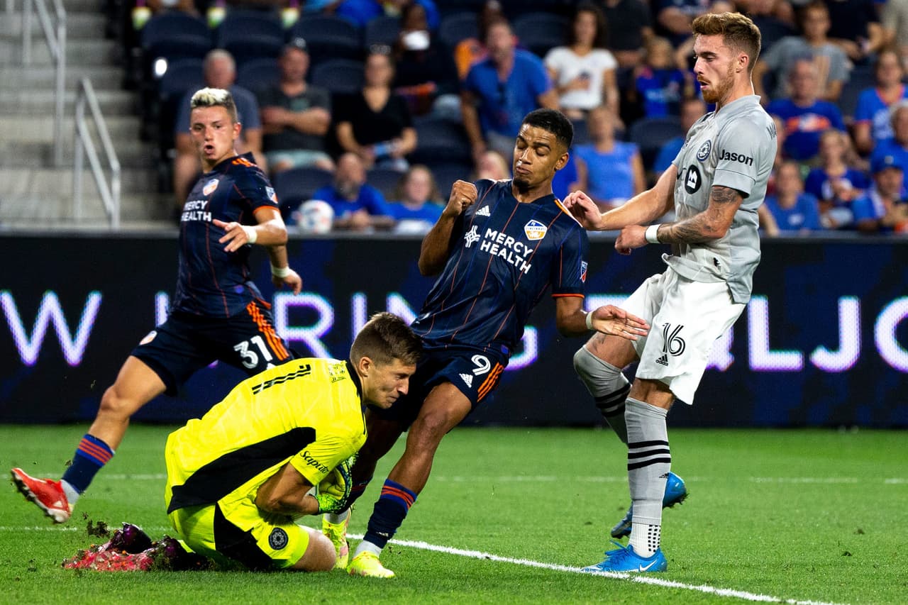 Pero el encuentro de fútbol en sí no dejó demasiado en limpio.
<br>