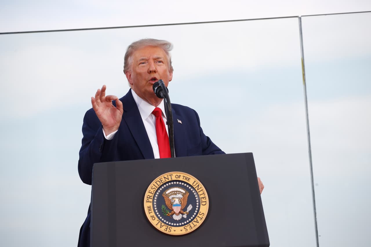 Donald Trump desaprueba cambios de nombre por temas raciales