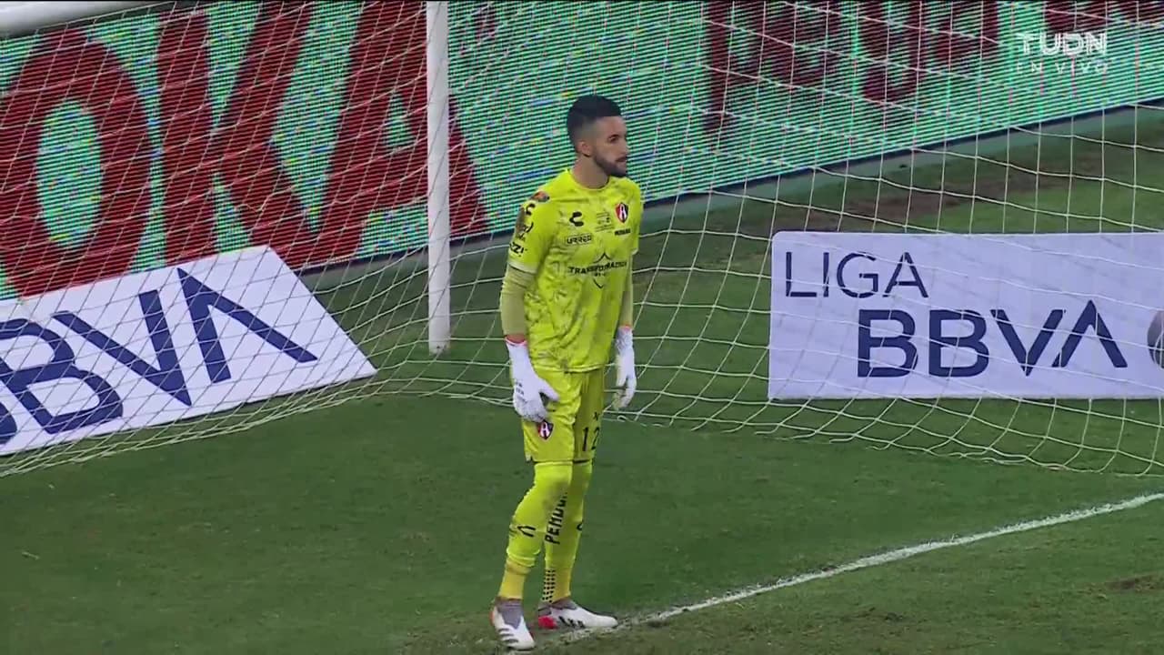 ¡GOL!  anota para León. Ángel Mena