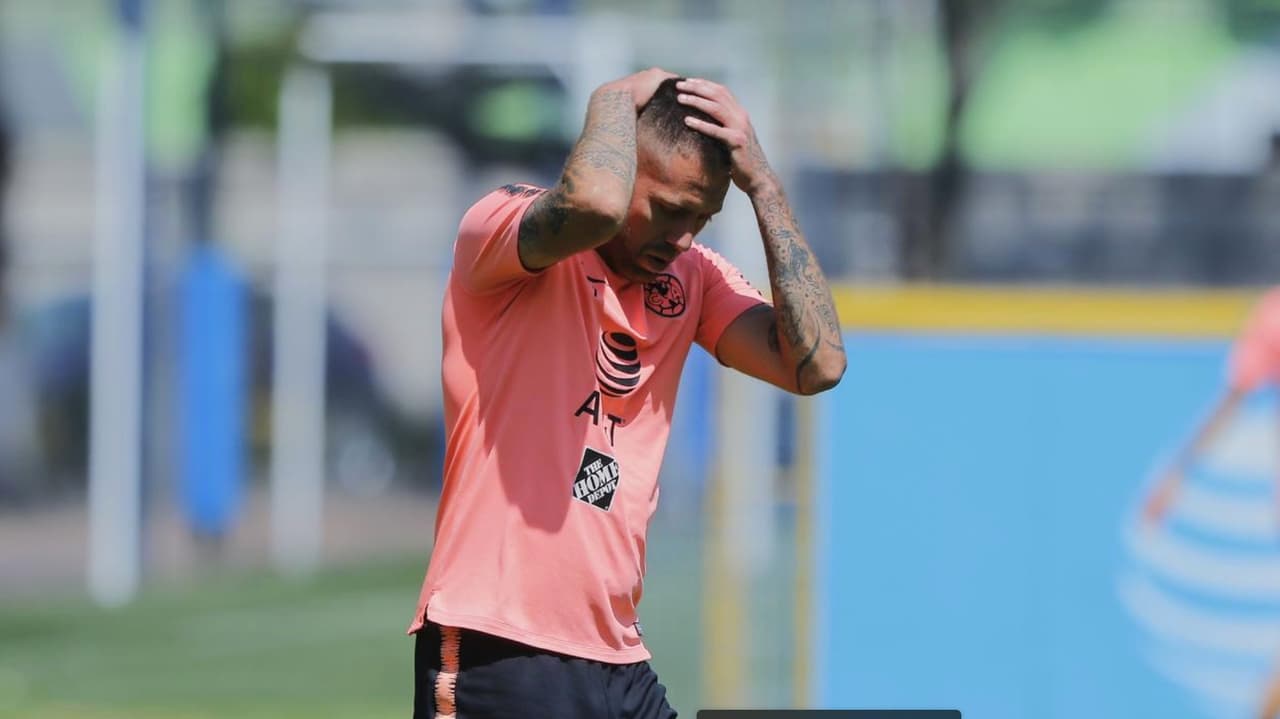 Ménez, descartado ante Boca; se resintió de una lesión