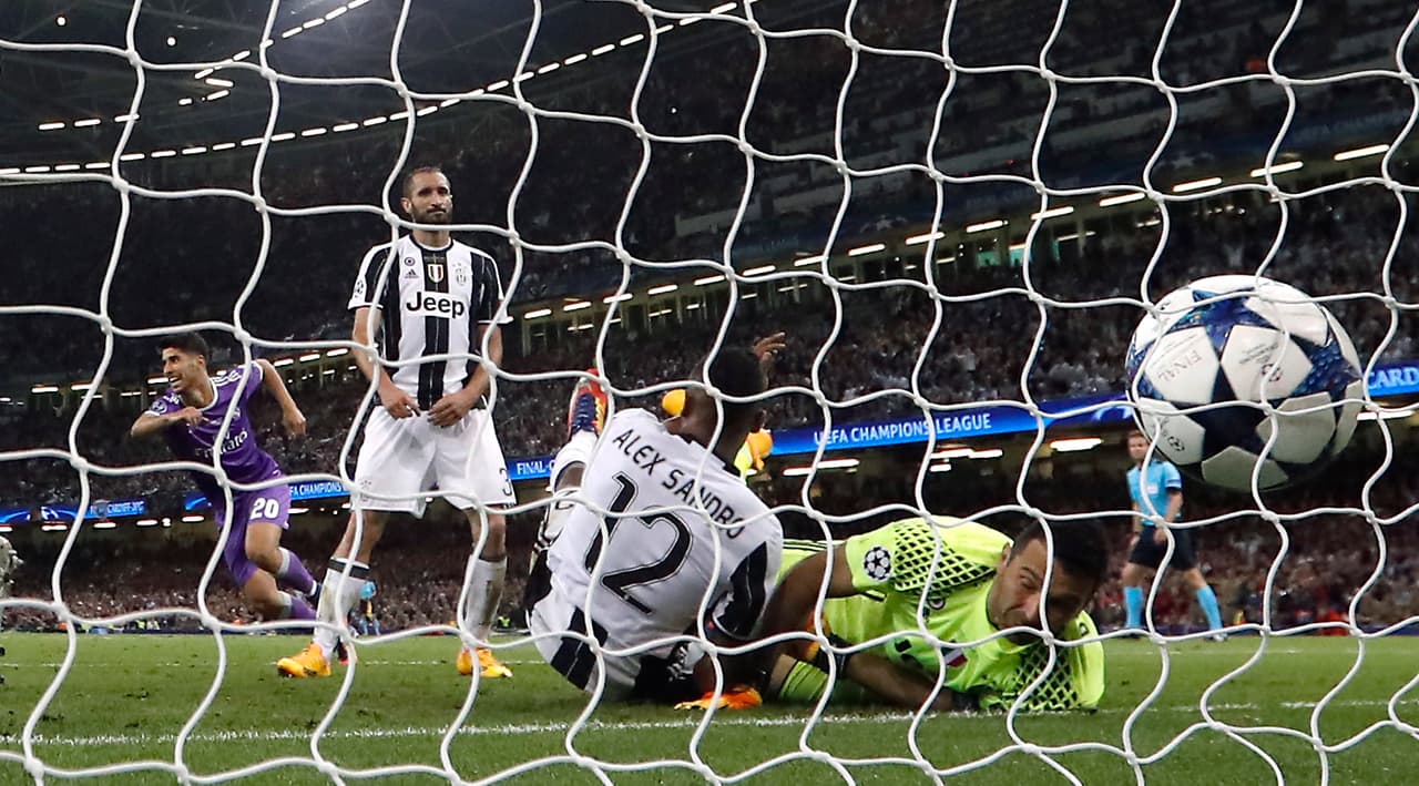 Juventus es el campeón de la Liga de Italia y llega con la herida por perder la pasada final de la Champions League. No tiene grandes refuerzos, pero mantuvo la mayoría de su equipo.