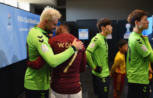 ¿Por qué se abrazaron los dos brasileños en Osaka?