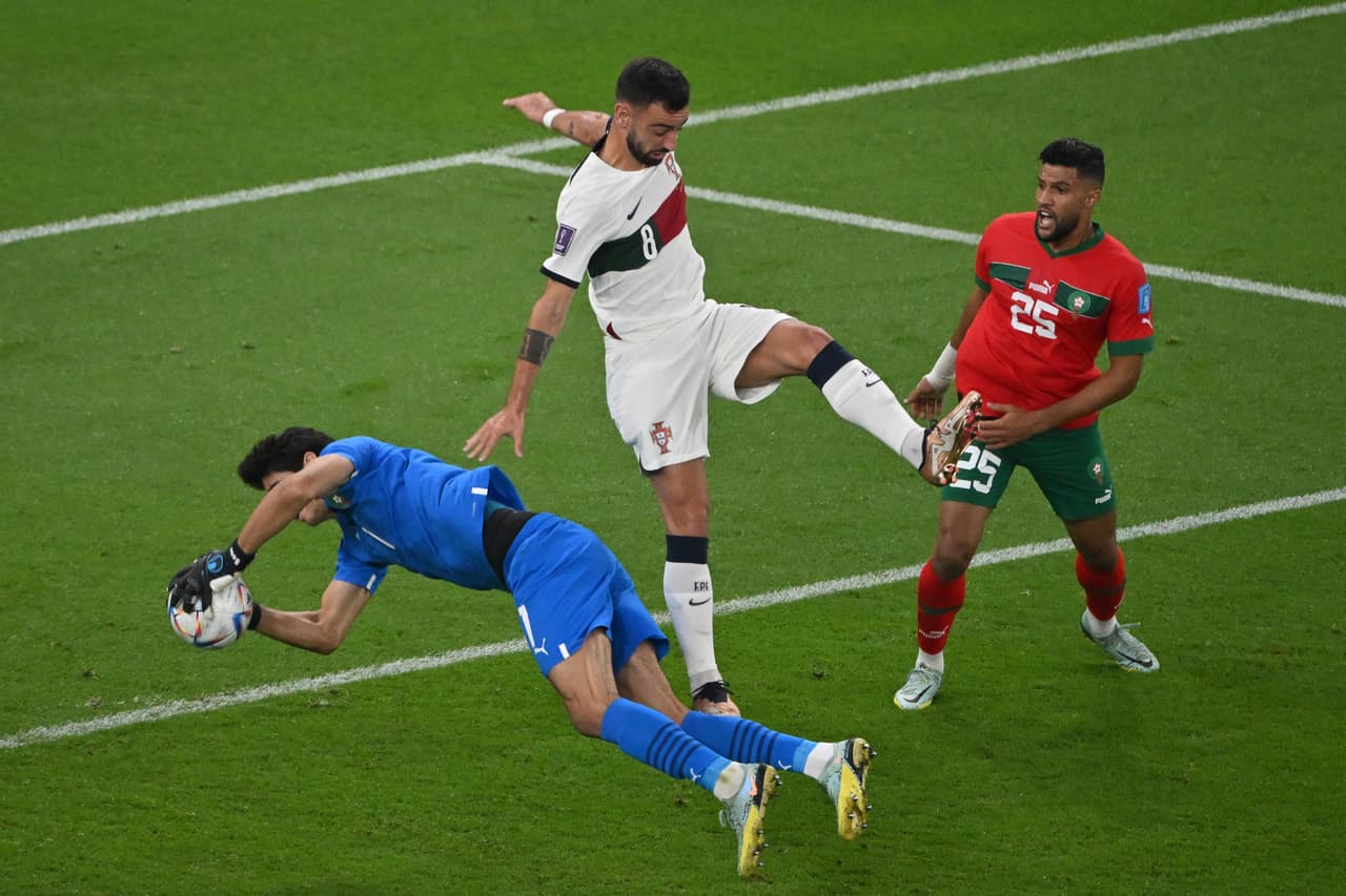 Marruecos derrotó 1-0 a Portugal con gol de Youssef En-Nesyri en el Estadio Al Thumama para convertirse en la primera selección africana en Semifinales en una Copa del Mundo.