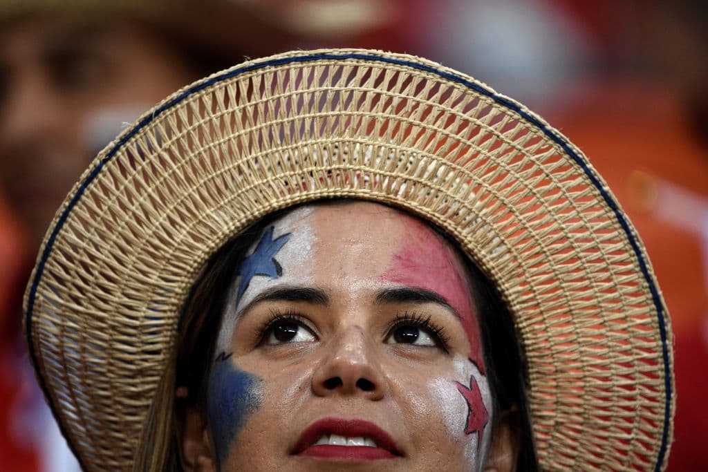 Orgullo, pasión y esperanza. Tres elementos con los que aficionados tanto de Panamá como de Túnez acudieron a Mordovia Arena para apoyar a los suyos y volver a casa con una alegría qué contar.