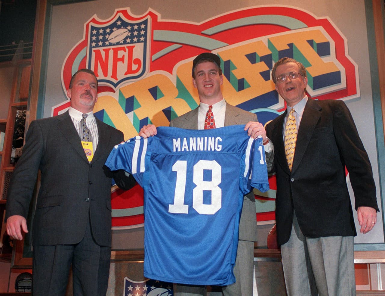 #18 - Indianapolis Colts: el dorsal del histórico Peyton Manning no se usa más en el equipo del fútbol americano.