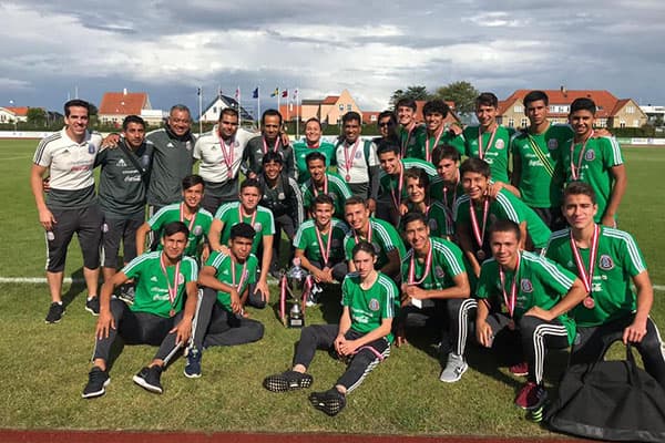 Hijo del ‘Loco’ Abreu, goleador con el Tri