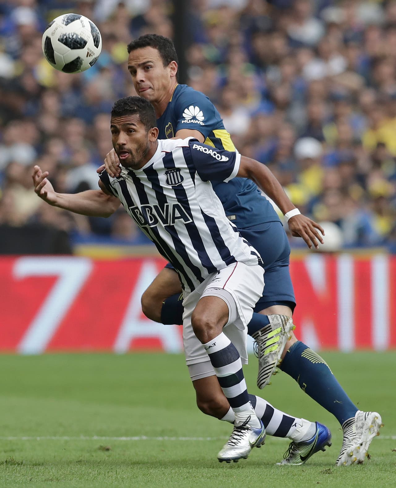 Rumor / La posible llegada de Ricardo Peláez al Cruz Azul no solo llevaría consigo a Zelarayán, Araújo y Castillo, también el ecuatoriano Joao Rojas regresaría a la Máquina.