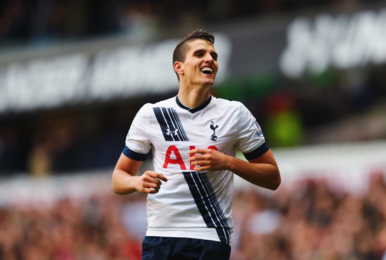 Con sonrisas y un peculiar peinado al estilo Clark Kent, el argentino Erik Lamela viene ganando reconocimiento entre las mujeres no solo por su desempeño en la selección sino como uno de los protagonistas del Tottenham Hotspur de la Premier League de Inglaterra.
