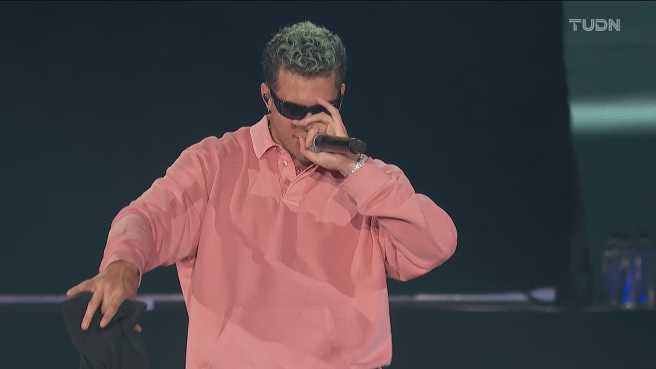 Durante dos horas, Maluma, CNCO, Guaynaa, Los Ángeles Azules y Los 2 de la S prendieron el ambiente en el KIA Forum de Inglewood, California.